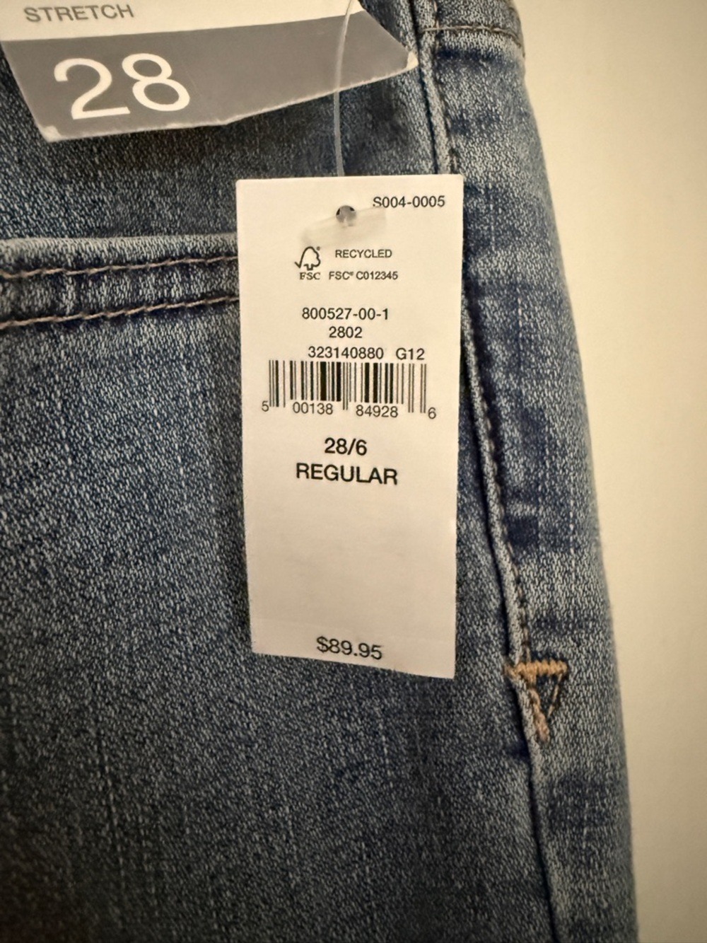 GAP Women's Bootcut Jeans in Light Blue Wash - Picture 7 of 7